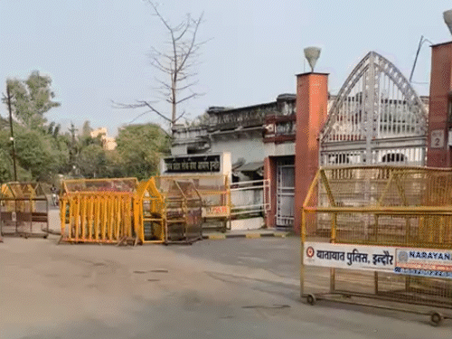 सीएम से मिले MPPSC के छात्र, मांगों पर सहमति बनी:इंदौर में 89 घंटे बाद प्रदर्शन खत्म, रात 3 बजे बातचीत करने पहुंचे थे कलेक्टर