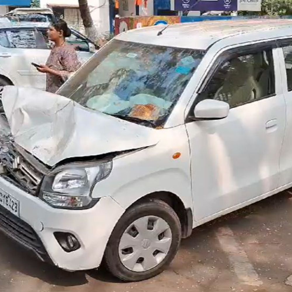 मुंबई- एयरबैग से 6 साल के बच्चे की मौत:सामने चल रही SUV से टकराई कार, अचानक एयरबैग खुलने से झटका लगा, जान गई