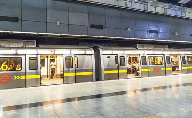 No Exit From Delhi's Rajiv Chowk Metro Station After 9pm On New Year's Eve