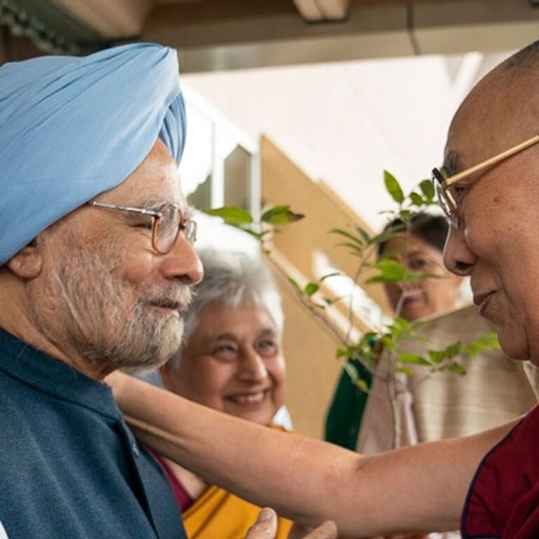 मनमोहन सिंह के निधन पर दलाई लामा का शोक संदेश:बोले- वह तिब्बती लोगों के अच्छे मित्र थे, मुझे बड़े भाई जैसे लगते थे