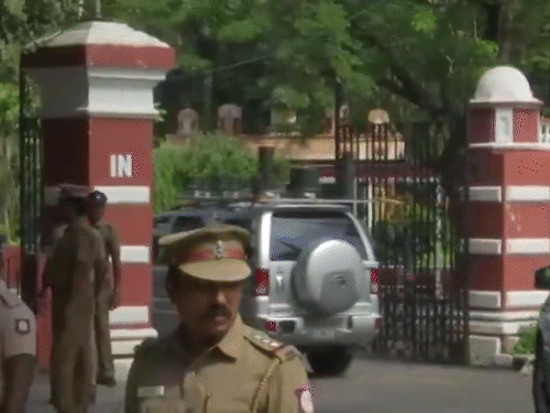 अन्ना यूनिवर्सिटी रेप केस-FIR में पीड़ित के कपड़ों पर कमेंट:मद्रास हाईकोर्ट ने कहा- पुलिस सावधानी बरते, ऐसी बातें हॉस्टल में लड़के छुपकर पढ़ते