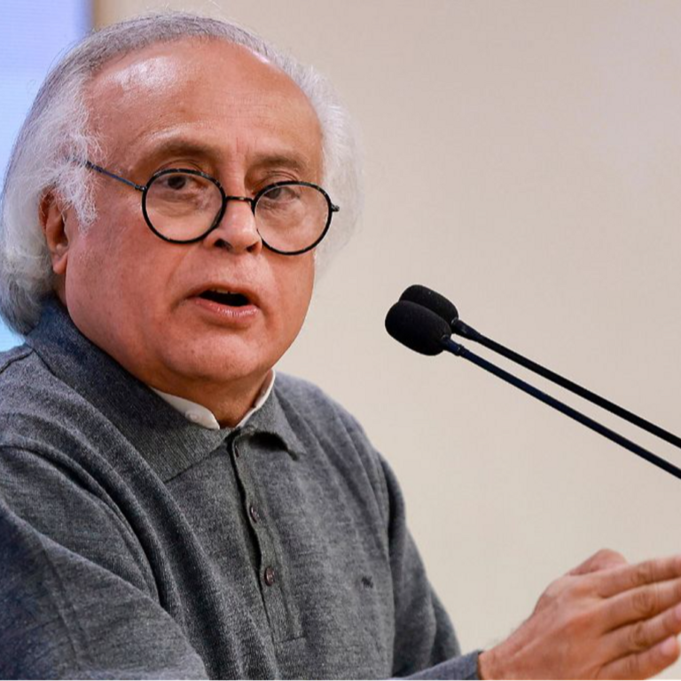 जयराम रमेश बोले- संविधान में धर्मनिरपेक्ष शब्द इंदिरा ने जुड़वाया:मोदी ने कहा था– पूर्व पीएम ने लोकतंत्र का गला घोंटने का काम किया