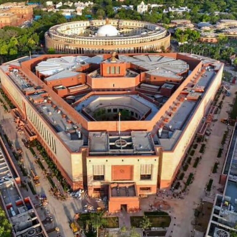 सरकार बजट सेशन में 16 बिल ला सकती है:इसमें वक्फ संशोधन समेत 12 बिल पिछले साल लाई, 4 नए बिल इस सेशन में आएंगे