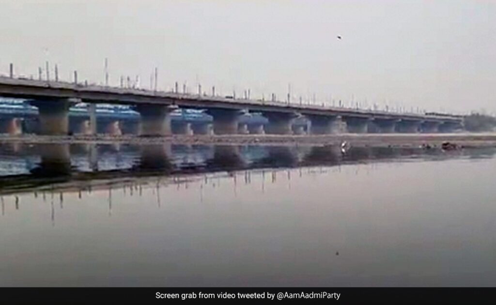 Congress vs AAP vs BJP Over 'Yamuna Poisoning' Claim