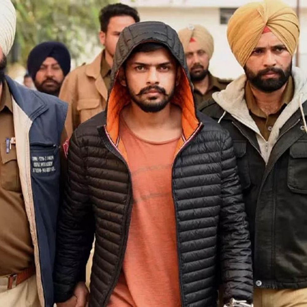 इंटरव्यू के समय AGTF की हिरासत में था लॉरेंस:बर्खास्त DSP ने हाईकोर्ट में दायर की याचिका, कहा- जान को खतरा; सरकार को नोटिस