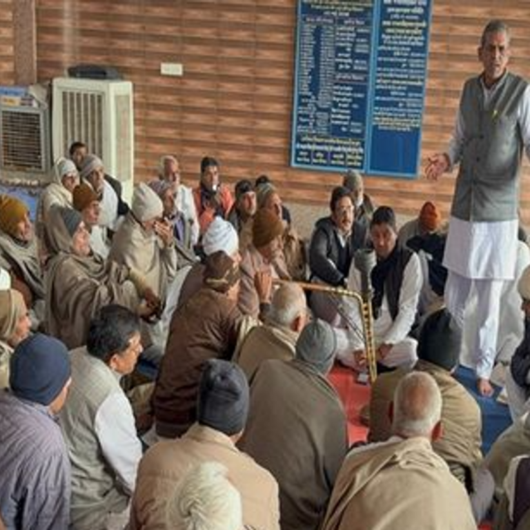हरियाणा में सर्वजातीय फोगाट खाप की केंद्र सरकार को चेतावनी:कहा-डल्लेवाल शहीद हुए तो आंदोलन होगा उग्र, खनौरी बॉर्डर पर किसान की मौत