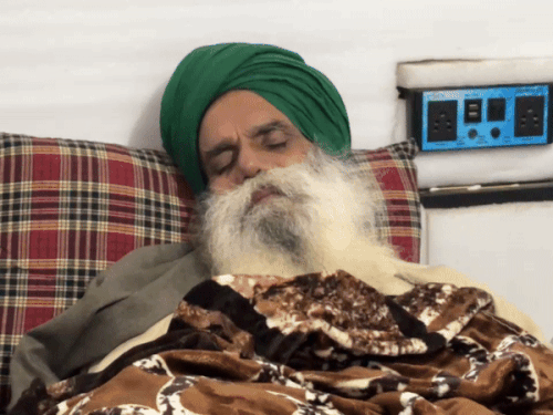 अनशन पर बैठे डल्लेवाल का वजन 20 किलो घटा:कल आंदोलनकारी किसानों की SKM से मीटिंग; 21 जनवरी को दिल्ली कूच करेंगे