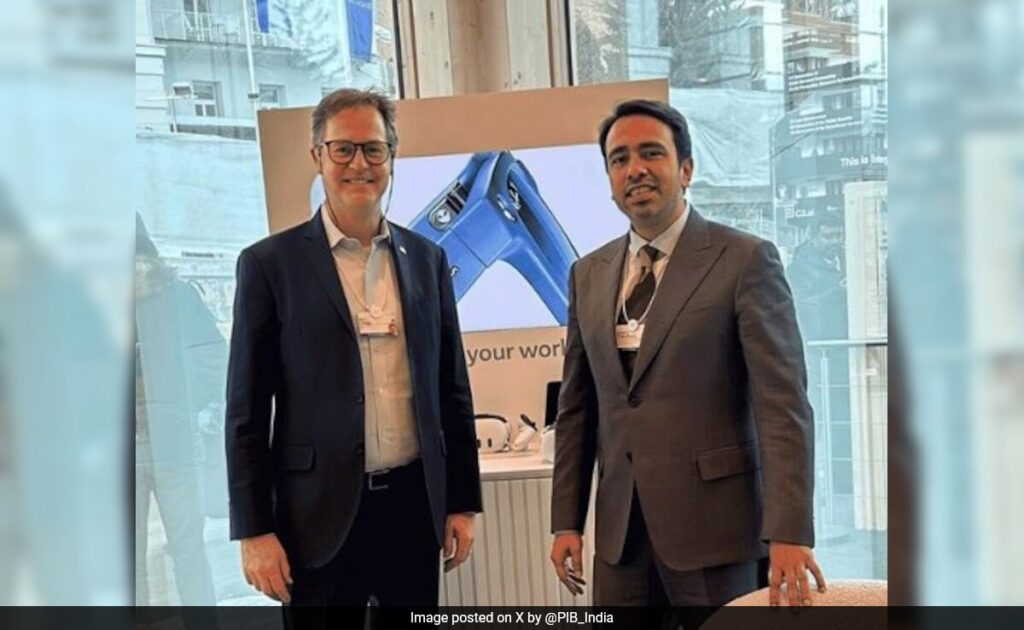 AI May Not Be Doing Much, But "Head, Heart, Hand" Still Needed: Minister