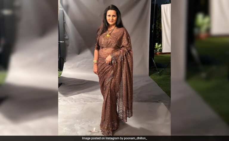 Diamond Necklace Worth Over A Lakh Stolen From Actor Poonam Dhillon's House