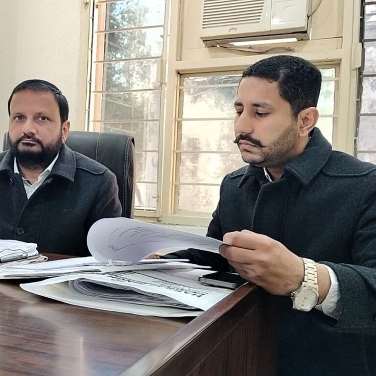 BJP सांसद प्रवेश वर्मा पर पंजाब में मानहानि का केस:दिल्ली में केजरीवाल के सामने कैंडिडेट हैं प्रवेश वर्मा, पंजाब के लोगों से जुड़े बयान पर बठिंडा में अर्जी