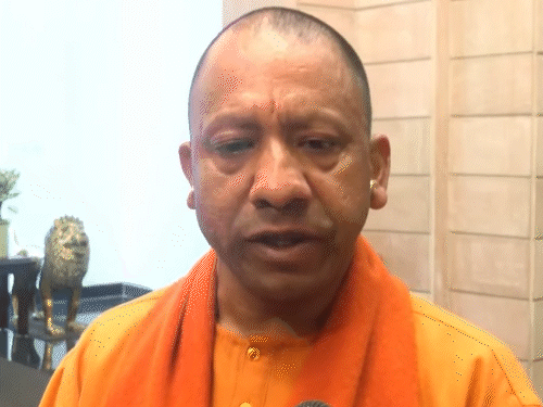 महाकुंभ भगदड़ पर भावुक हुए योगी:कहा- 30 मौतों की जांच न्यायिक आयोग करेगा; मृतकों के परिजन को 25-25 लाख का मुआवजा