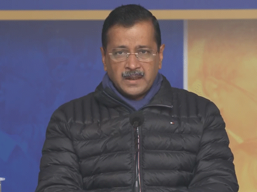 केजरीवाल बोले- प्रवेश वर्मा महिलाओं को ₹1100 बांट रहे:मुख्य चुनाव आयुक्त से शिकायत की, रेड की मांग को लेकर लेटर दिया