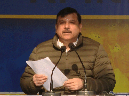 दिल्ली चुनाव अपडेट्स:संजय सिंह बोले- प्रवेश वर्मा ने अपना ऐड्रेस देकर फर्जी वोटर ID की एप्लीकेशन दी, ऐसे फ्रॉड से जीतते हैं मोदी