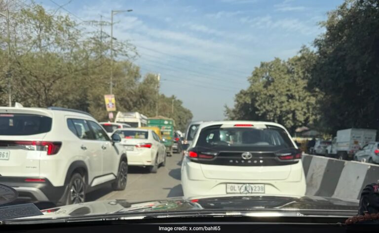 Traffic Movement In Delhi Hit Due To Republic Day Parade Dress Rehearsal