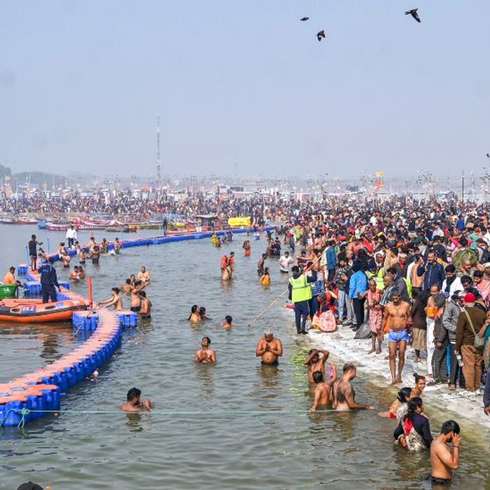 धर्म का महापर्व महाकुंभ 2025:कल से प्रयागराज ही सनातन का 'शक्ति-केंद्र', अगले 45 दिन हर रोज लाखों मंत्र जाप और आहुतियां