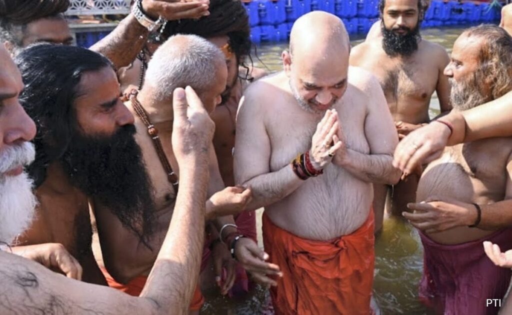 Video: Amit Shah Visits Maha Kumbh With Family, Takes Holy Dip In Sangam