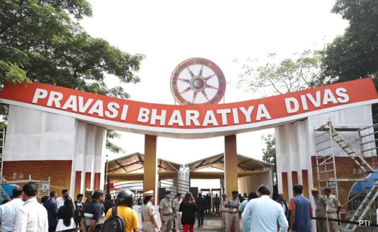Guests From Abroad Try Traditional Odia Dishes At 'Pravasi Bharatiya Diwas'