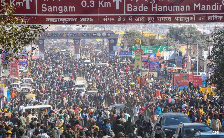 10 Crore Pilgrims Likely To Take Holy Dip At Maha Kumbh Tomorrow. Here's Why