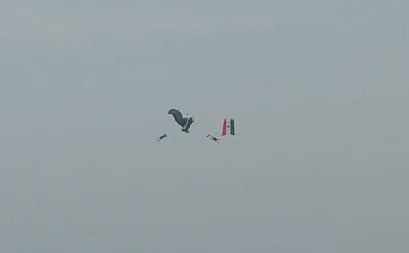 Video: Navy Officers In Free Fall After Parachutes Entangle During Descent