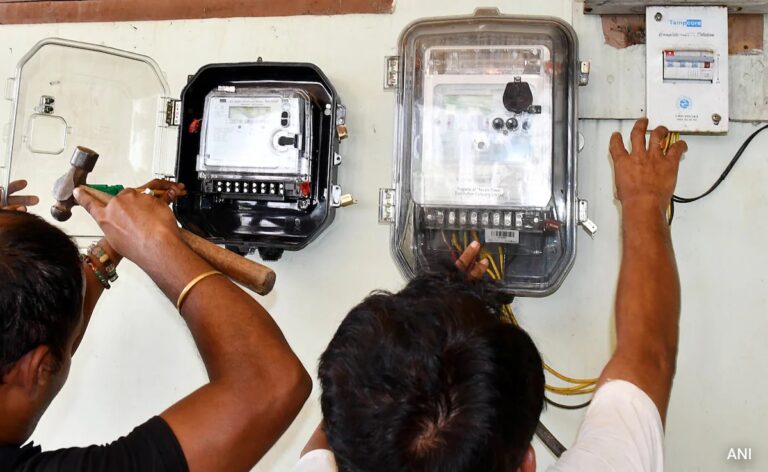 Rs 2,10,42,08,405: Himachal Man Shocked Over Faulty Electricity Bill