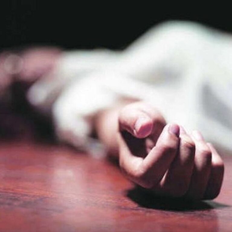 ऑनलाइन सर्च किया- मौत के बाद क्या होता है:फिर हाथ की नस और गला काटा, 17 साल की लड़की की मौत; ऑनलाइन चाकू मंगाया था