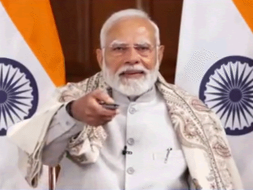 PM ने 65 लाख स्वामित्व संपत्ति कार्ड बांटे:बोले- UN ने गरीबी हटाने के लिए प्रॉपर्टी राइट्स की बात कही थी, हमने सवा 2 करोड़ दस्तावेज सौंपे