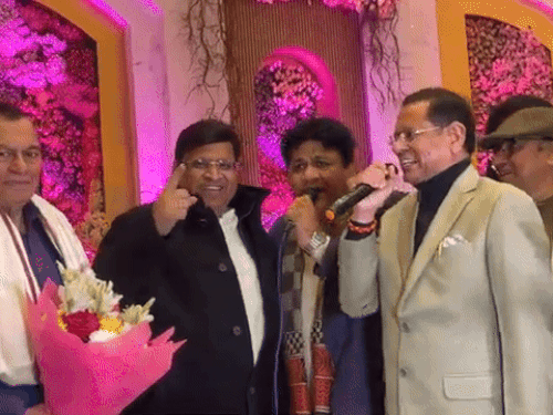 हरियाणा के 2 मंत्री बने सिंगर:शोले के जय–वीरू बन ‘ये दोस्ती हम नहीं तोड़ेंगे’ पर की जुगलबंदी; यहां 3 मंत्रियों की दोस्ती मशहूर