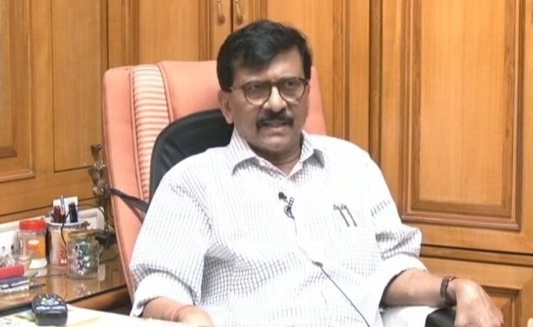 "Maharashtra Pattern": Sanjay Raut Hits Out At Poll Body After Delhi Result