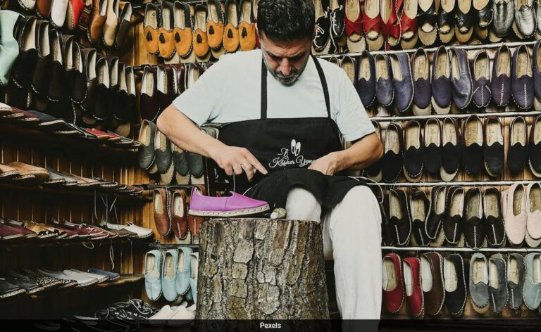 Government To Boost Footwear, Leather, And Toy Manufacturing Sectors