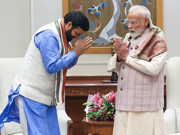 हरियाणा सीएम सैनी की PM मोदी से मीटिंग:दिल्ली में 30 मिनट तक बातचीत; केंद्रीय योजनाओं की रिपोर्ट ली, निकाय चुनाव पर भी चर्चा