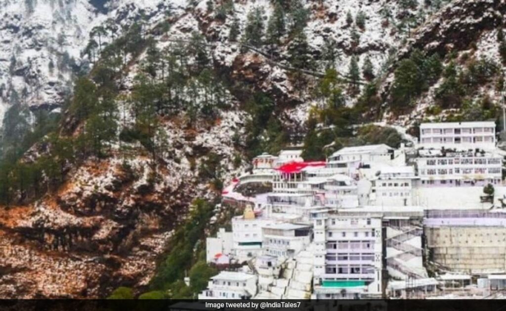 Liquor, Non-Veg Food Prohibited Around Vaishno Devi Shrine For 2 More Months