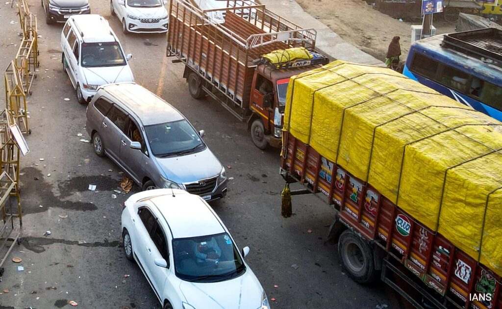 Prayagraj Declared 'No Vehicle Zone' Ahead Of 'Maghi Purnima Bath' At Kumbh