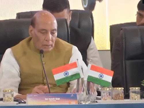 बेंगलुरु एयरो इंडिया शो में पहुंचे 30 देशों के मिनिस्टर:राजनाथ सिंह बोले- ये शो एक और महाकुंभ, दुनिया में शांति के लिए ताकत जरूरी