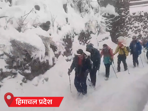 हिमाचल-उत्तराखंड में बर्फबारी, कश्मीर में लैंडस्लाइड:15 राज्यों में बारिश का ऑरेंज अलर्ट, MP में तापमान बढ़ेगा, राजस्थान में तीन दिन आंधी-बारिश की आशंका