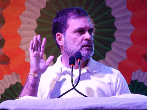 राहुल से जगलाल चौधरी के बेटे को मिलने से रोका:जयंती समारोह में आए थे कांग्रेस नेता, कहा-बिहार वाली नहीं, तेलंगाना वाली जाति जनगणना करवाएंगे