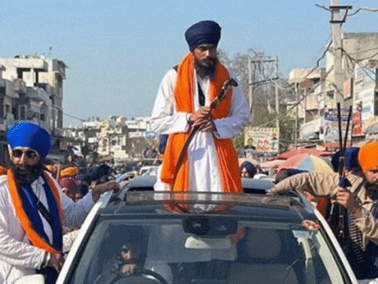अमृतपाल पर दर्ज सभी FIR हाईकोर्ट ने मांगी:17 फरवरी तक रिपोर्ट देने का निर्देश, डिब्रूगढ़ जेल में बंद है खडूर साहिब सांसद