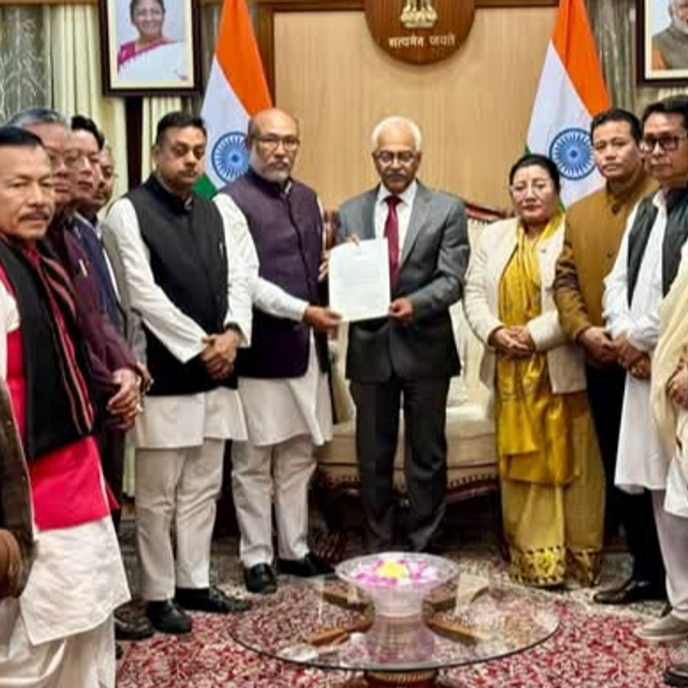 मणिपुर के सीएम एन बीरेन सिंह ने इस्तीफा दिया:दिल्ली में शाह से मुलाकात के बाद फैसला; राज्य में 21 महीने से हिंसा जारी
