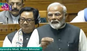 "We Live By Constitution, Understand Its Spirit": PM Modi Attacks Gandhis