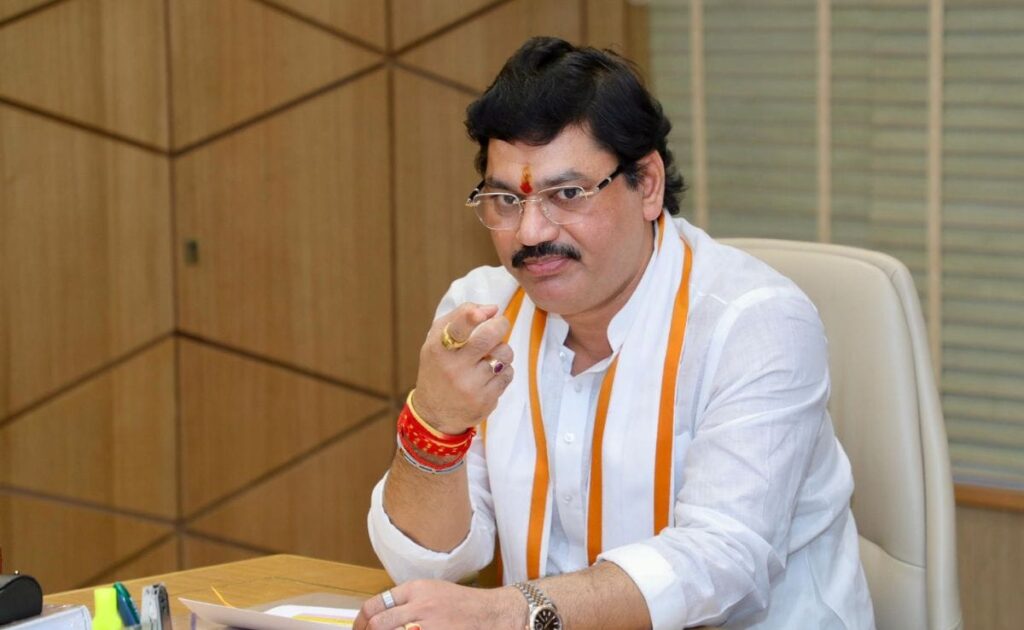 Court Asks Maharashtra Minister To Pay Rs 2 Lakh Interim Relief To Wife