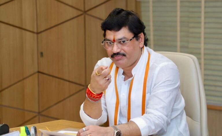 Court Asks Maharashtra Minister To Pay Rs 2 Lakh Interim Relief To Wife