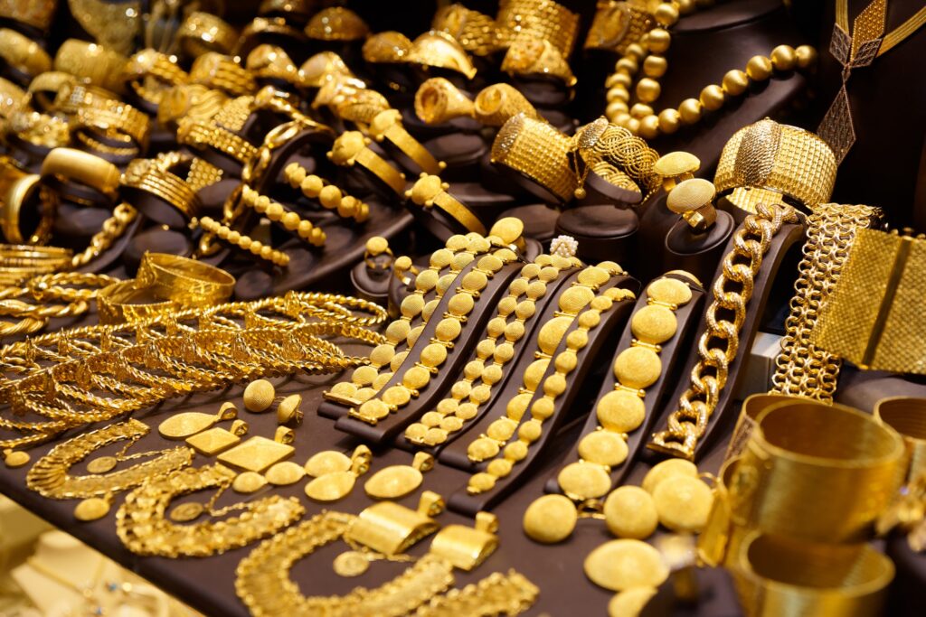 Gold Declines Rs 340 To Rs 87,960 per 10 gm, Silver Climbs Rs 600