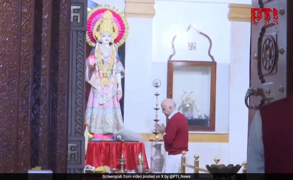 "Confident Of Win": Manish Sisodia's Temple Run Before Delhi Counting