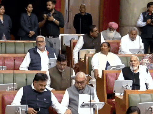 हरियाणा बजट सत्र का आज तीसरा दिन:CAG रिपोर्ट पर हंगामे के आसार; विधायकों के प्रश्नों के जवाब देगी सरकार