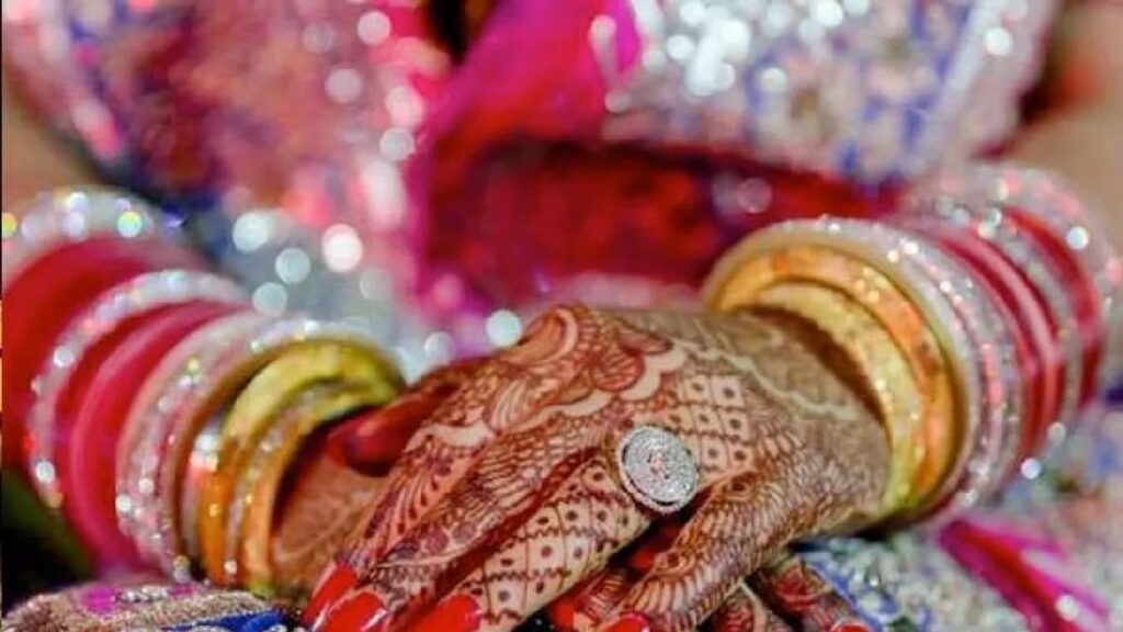 Days After Wedding, Bride Robs In-Laws, Steals Jewellery, Cash Worth Lakhs