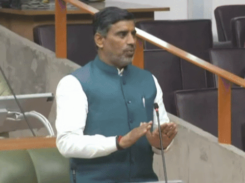 हरियाणा बजट सत्र:CM बोले- कमेटी गठित, पूरे प्रदेश में होगी वक्फ मामलों की जांच; कांग्रेस विधायक ने कहा- नकल बच्चों की मजबूरी