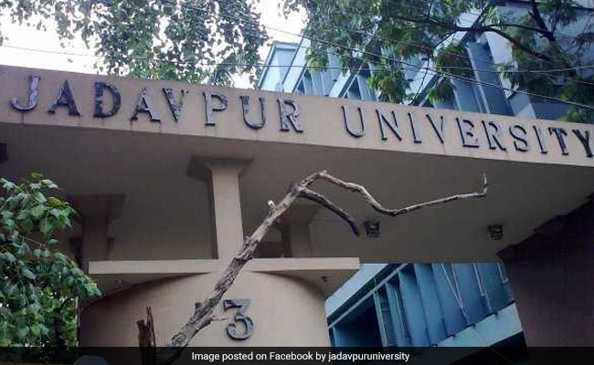 'Azad Kashmir', 'Free Palestine' Graffiti At Kolkata Varsity Sparks Row