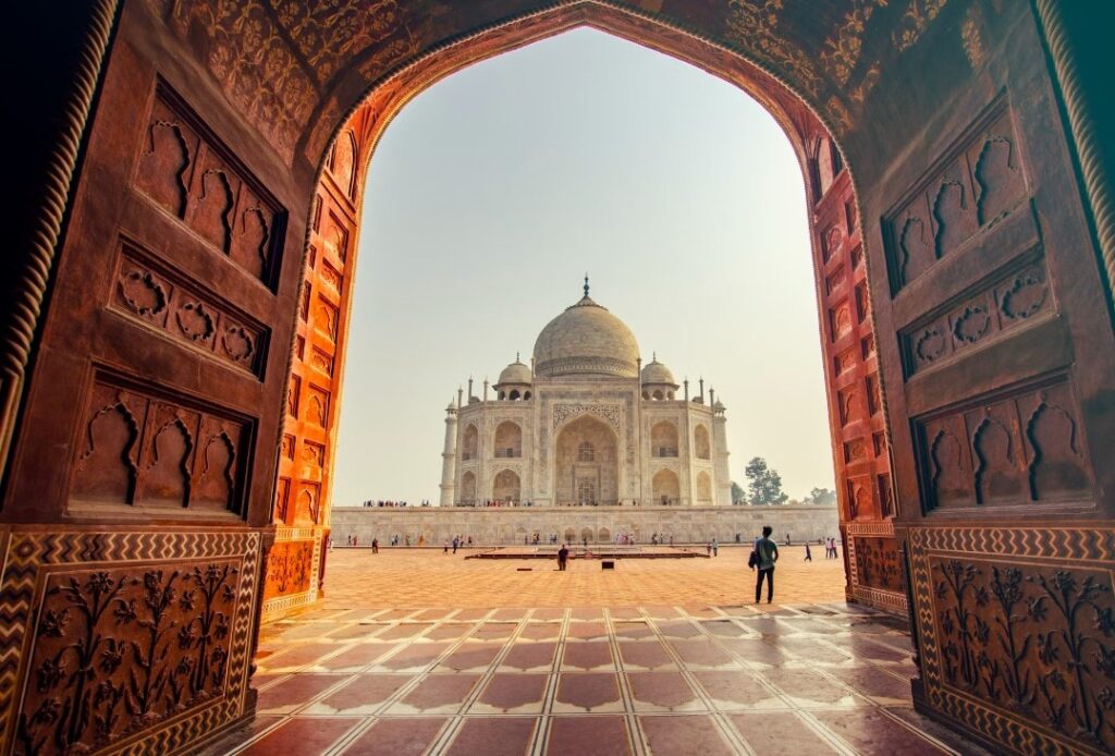 "India Even More Beautiful From Ground": Ex NASA Astronaut Visits Taj Mahal