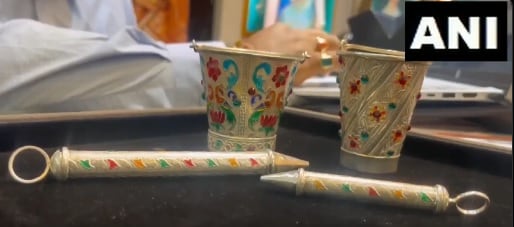 Lucknow Man Sells Silver Pichkari Worth Rs 1 Lakh For Holi