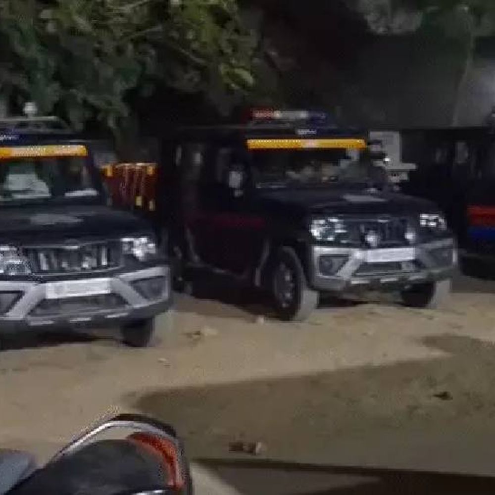 वाराणसी में ग्रेजुएशन की छात्रा से 7 दिन तक गैंगरेप:23 लड़कों ने दरिंदगी की, वीडियो बनाए; 6 आरोपी गिरफ्तार