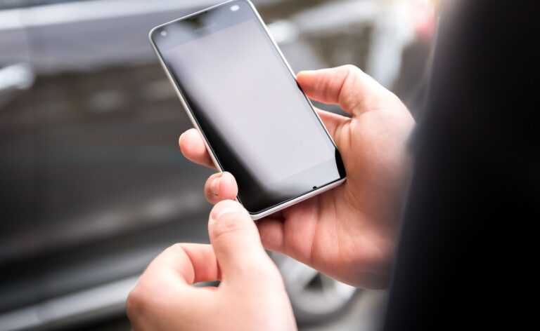 India-Pakistan Tensions: Here's How To Enable Emergency Alerts On Android And iPhone